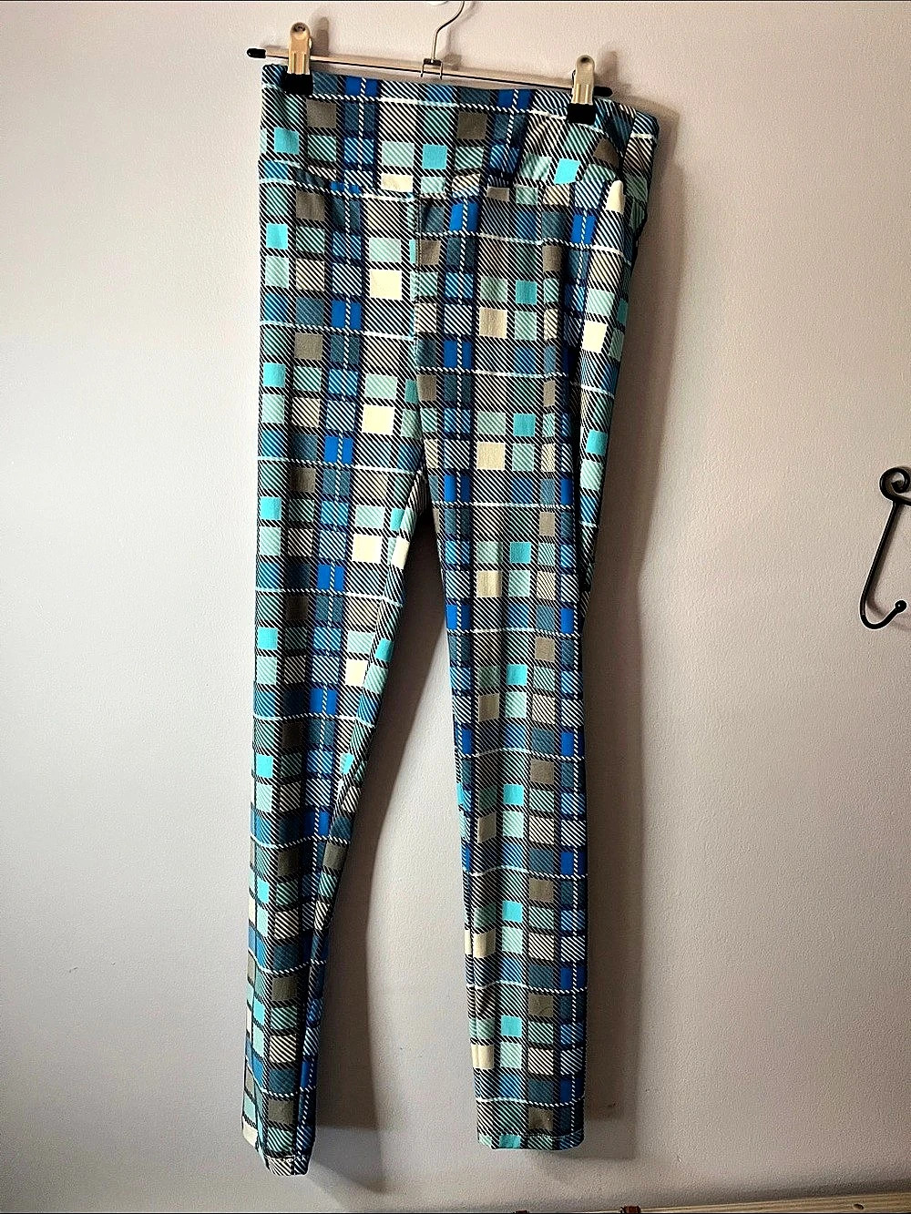 She's Got Leggz Houndstooth  Leggings in Blue, Black and white